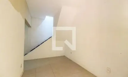 Casa para Aluguel - Itaquera, 3 Quartos,  100 m² - São Paulo