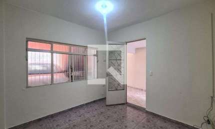 Casa para Aluguel - Parque Colonial, 3 Quartos,  62 m² - São Paulo