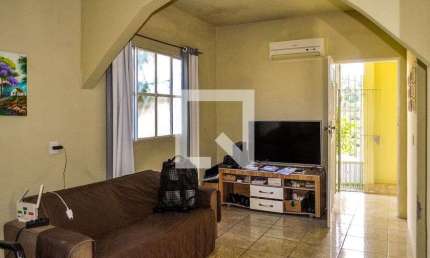 Casa para Aluguel - Vila Nova, 2 Quartos,  180 m² - Porto Alegre