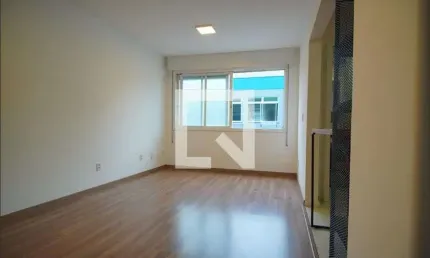 Kitnet / Stúdio para Aluguel - Passo D&apos;areia, 1 Quarto,  36 m² - Porto Alegre