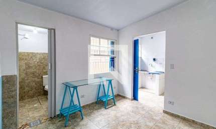 Casa para Aluguel - Butantã, 1 Quarto,  22 m² - São Paulo