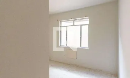 Kitnet / stúdio para alugar na campo de são cristóvão, são cristóvão, rio de janeiro por r$ 950