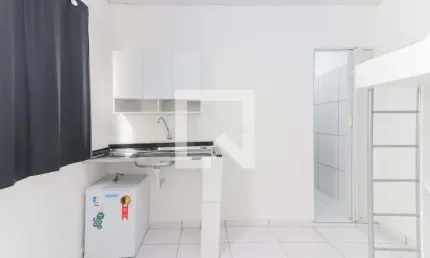 Kitnet / Stúdio para Aluguel - Jardim Éster Yolanda, 1 Quarto,  20 m² - São Paulo