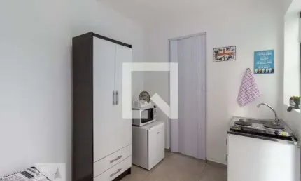 Kitnet / Stúdio para Aluguel - Cipava, 1 Quarto,  10 m² - Osasco