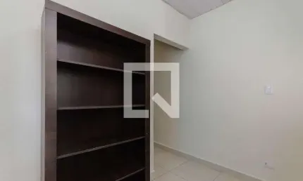 Casa para Aluguel - Ipiranga, 1 Quarto,  28 m² - São Paulo
