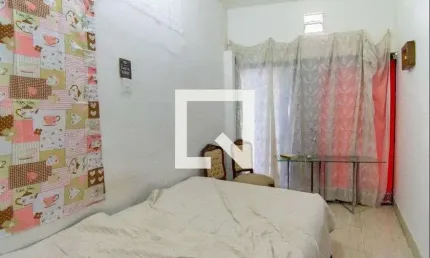Casa / Sobrado em Condomínio para Aluguel - Jardim Avelino , 1 Quarto,  12 m² - São Paulo