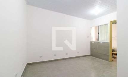 Kitnet / Stúdio para Aluguel - Uberaba, 1 Quarto,  30 m² - Curitiba