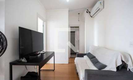 Apartamento para Aluguel - Benfica, 2 Quartos,  39 m² - Rio de Janeiro