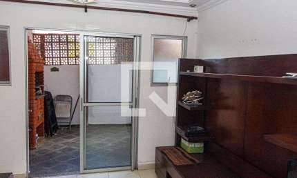 Casa para Aluguel - Rio Bonito, 3 Quartos,  120 m² - São Paulo