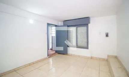 Casa para Aluguel - Santa Tereza , 1 Quarto,  50 m² - Porto Alegre