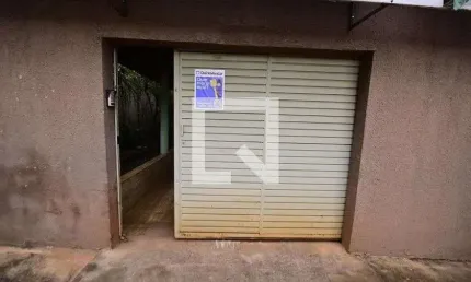 Casa para Aluguel - Residencial Recanto do Bosque, 4 Quartos,  150 m² - Goiânia