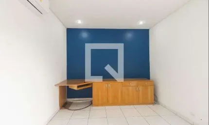 Casa para Aluguel - Tatuapé, 1 Quarto,  50 m² - São Paulo