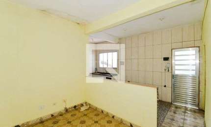 Casa para Aluguel - Vila Nova Bonsucesso, 2 Quartos,  150 m² - Guarulhos