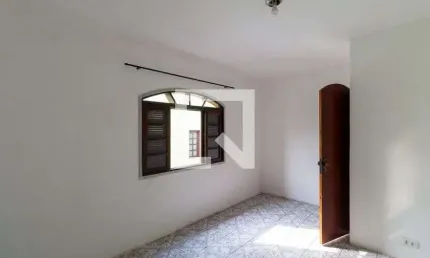 Casa para Aluguel - Jardim Brasília, 2 Quartos,  110 m² - São Paulo