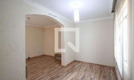 Casa para Aluguel - Vila Cloris, 2 Quartos,  62 m² - Belo Horizonte