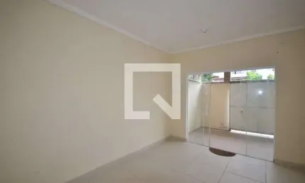 Casa para Aluguel - Campo Grande, 2 Quartos,  120 m² - Rio de Janeiro