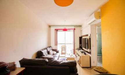 Apartamento para Aluguel - Jardim Cristal, 2 Quartos,  64 m² - São Paulo