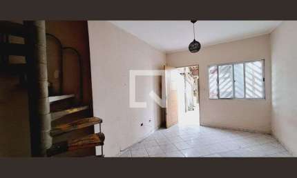 Casa para Aluguel - Quietude, 2 Quartos,  74 m² - Praia Grande
