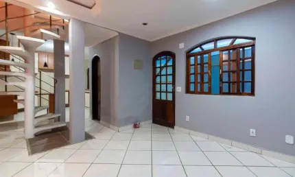 Casa para Aluguel - Vila Jacuí, 3 Quartos,  255 m² - São Paulo