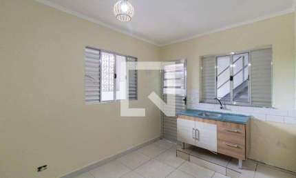 Kitnet / Stúdio para Aluguel - Vila Fátima, 1 Quarto,  25 m² - Guarulhos