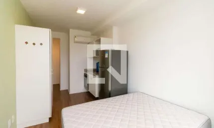 Kitnet / Stúdio para Aluguel - Liberdade, 1 Quarto,  24 m² - São Paulo