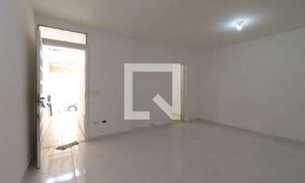 Casa para Aluguel - Parque Jaçatuba, 2 Quartos,  114 m² - Santo André
