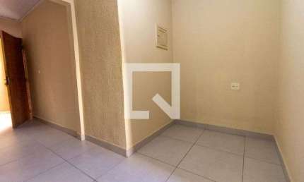 Apartamento para Aluguel - Jardim Éster Yolanda, 2 Quartos,  84 m² - São Paulo