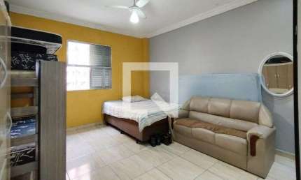 Kitnet / Stúdio para alugar na Avenida São Paulo, Guilhermina, Praia Grande por R$ 1.394
