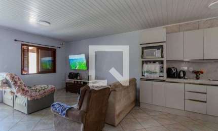 Casa para Aluguel - Belém Novo, 2 Quartos,  60 m² - Porto Alegre