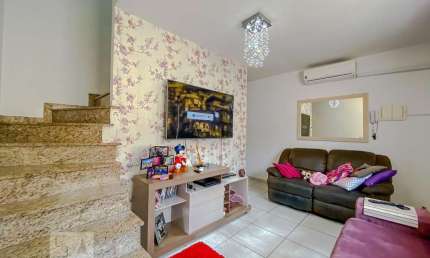 Casa para Aluguel - Vila Carrão, 2 Quartos,  65 m² - São Paulo