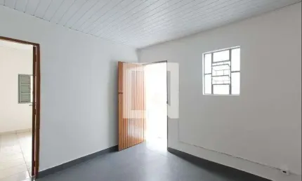 Casa para Aluguel - Vila Rosaria, 1 Quarto,  48 m² - São Paulo