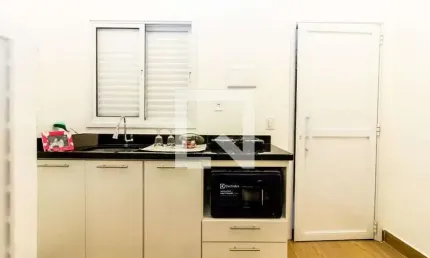 Kitnet / Stúdio para Aluguel - Jardim Éster Yolanda, 1 Quarto,  20 m² - São Paulo