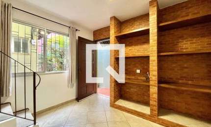 Casa para Aluguel - Vila Mascote, 2 Quartos,  70 m² - São Paulo