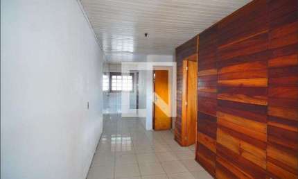 Casa para Aluguel - Jardim Lindóia, 2 Quartos,  60 m² - Porto Alegre