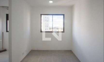 Apartamento para Aluguel - Parque Maria Helena, 2 Quartos,  36 m² - São Paulo