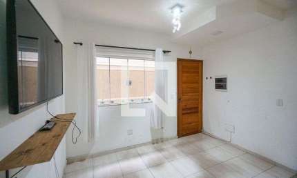 Casa para Aluguel - Vila Carrão, 2 Quartos,  68 m² - São Paulo