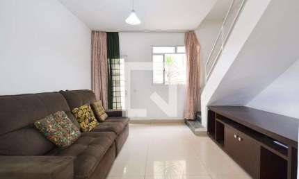 Casa para Aluguel - Santa Inês, 2 Quartos,  120 m² - Belo Horizonte