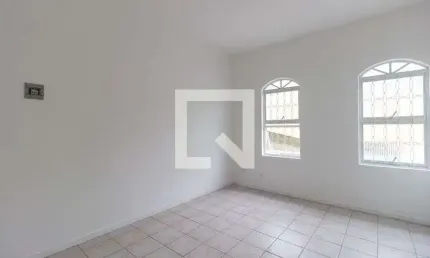 Casa para Aluguel - Jardim Éster Yolanda, 1 Quarto,  25 m² - São Paulo