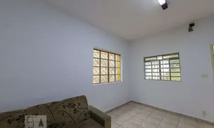 Casa para Aluguel - Tremembe, 3 Quartos,  125 m² - São Paulo