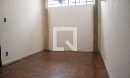 Casa para Aluguel - Floresta, 4 Quartos,  120 m² - Belo Horizonte