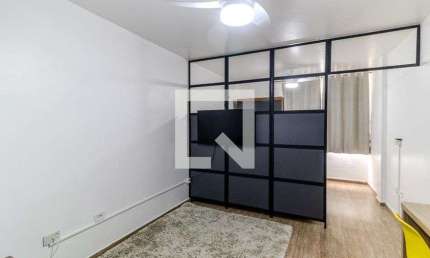 Kitnet / Stúdio para Aluguel - Santa Cecília, 1 Quarto,  30 m² - São Paulo