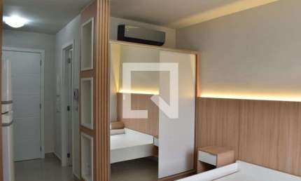 Kitnet / Stúdio para Aluguel - Centro, 1 Quarto,  29 m² - Curitiba