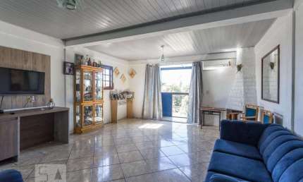 Casa para Aluguel - Camaquã, 3 Quartos,  138 m² - Porto Alegre