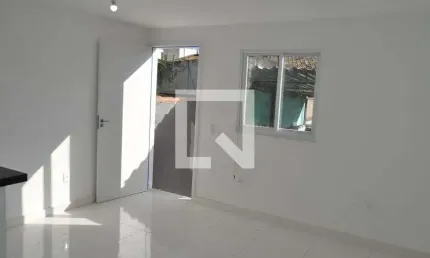 Casa para Aluguel - Engenho de Dentro, 2 Quartos,  80 m² - Rio de Janeiro