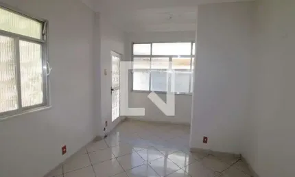 Casa para Aluguel - Piedade, 2 Quartos,  70 m² - Rio de Janeiro