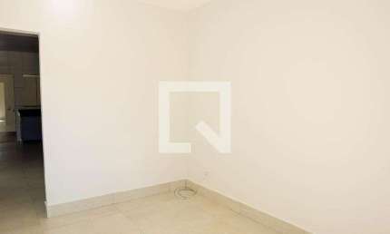 Casa para Aluguel - Vila Mariana, 3 Quartos,  65 m² - Aparecida de Goiânia