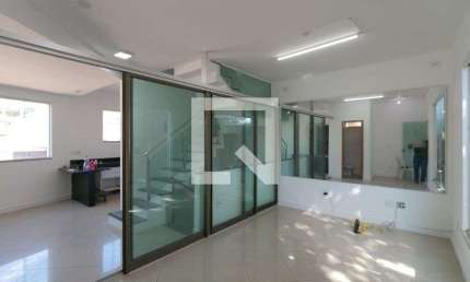 Casa para Aluguel - Novo Glória, 3 Quartos,  200 m² - Belo Horizonte