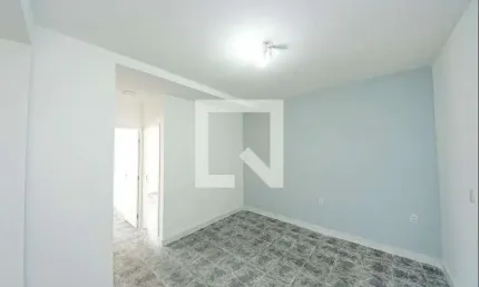 Casa para Aluguel - Vila Nova York, 2 Quartos,  60 m² - São Paulo