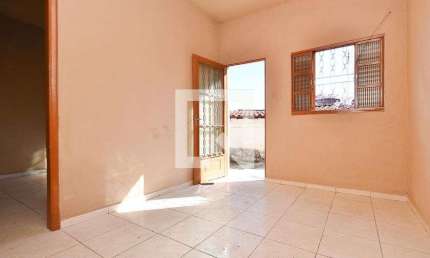 Casa para Aluguel - Santa Efigênia, 2 Quartos,  42 m² - Belo Horizonte