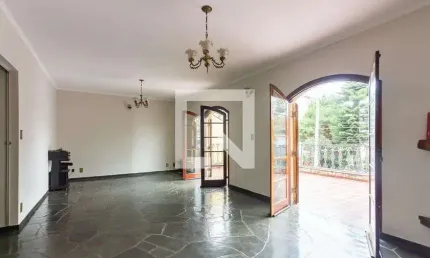 Casa para Aluguel - Centro, 3 Quartos,  250 m² - Osasco